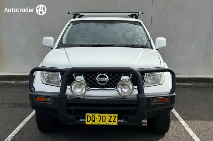 2010 Nissan Navara St (4X4), photo 2 of 3